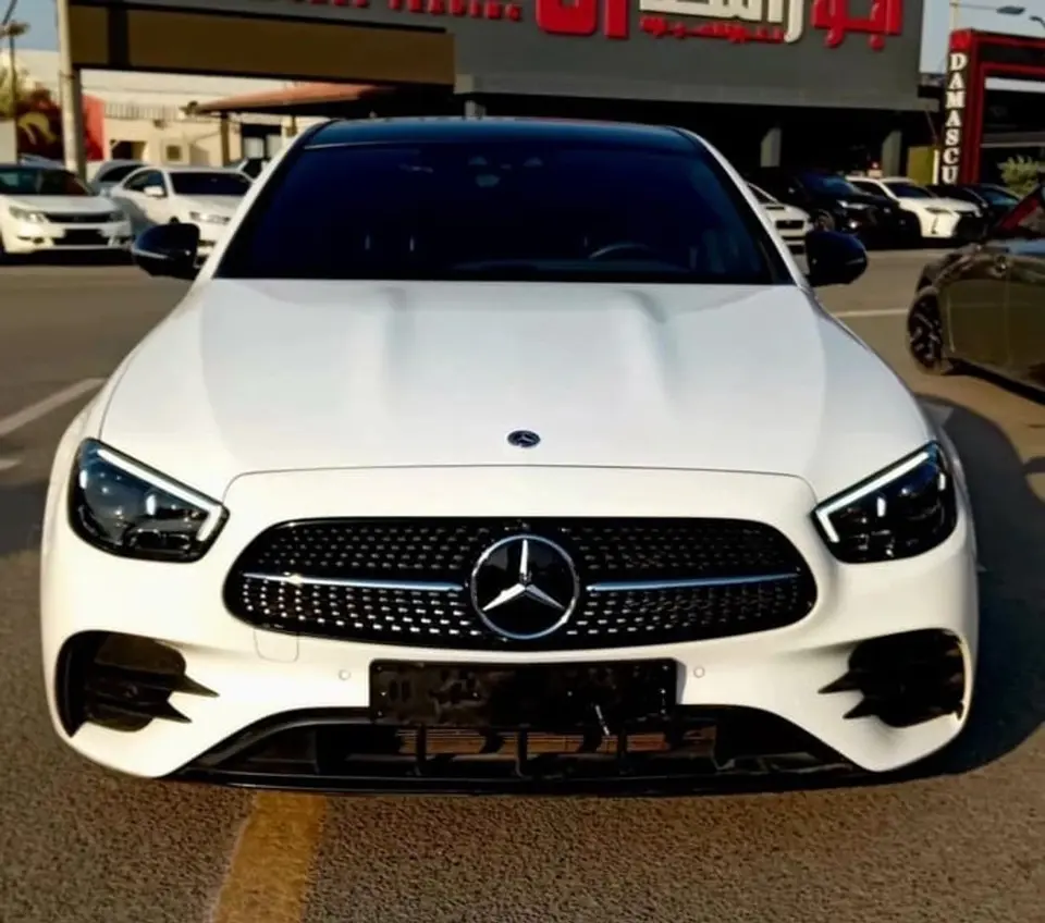 Mercedes-Benz E350 4MATIC 2022