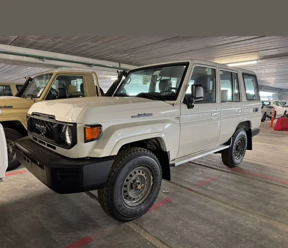 Toyota Land Cruiser 70 LC 78 HARDTOP 4.0L MT 2026