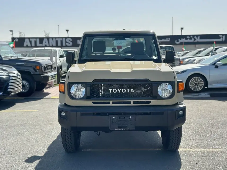 Toyota Land Cruiser Pick Up 2025