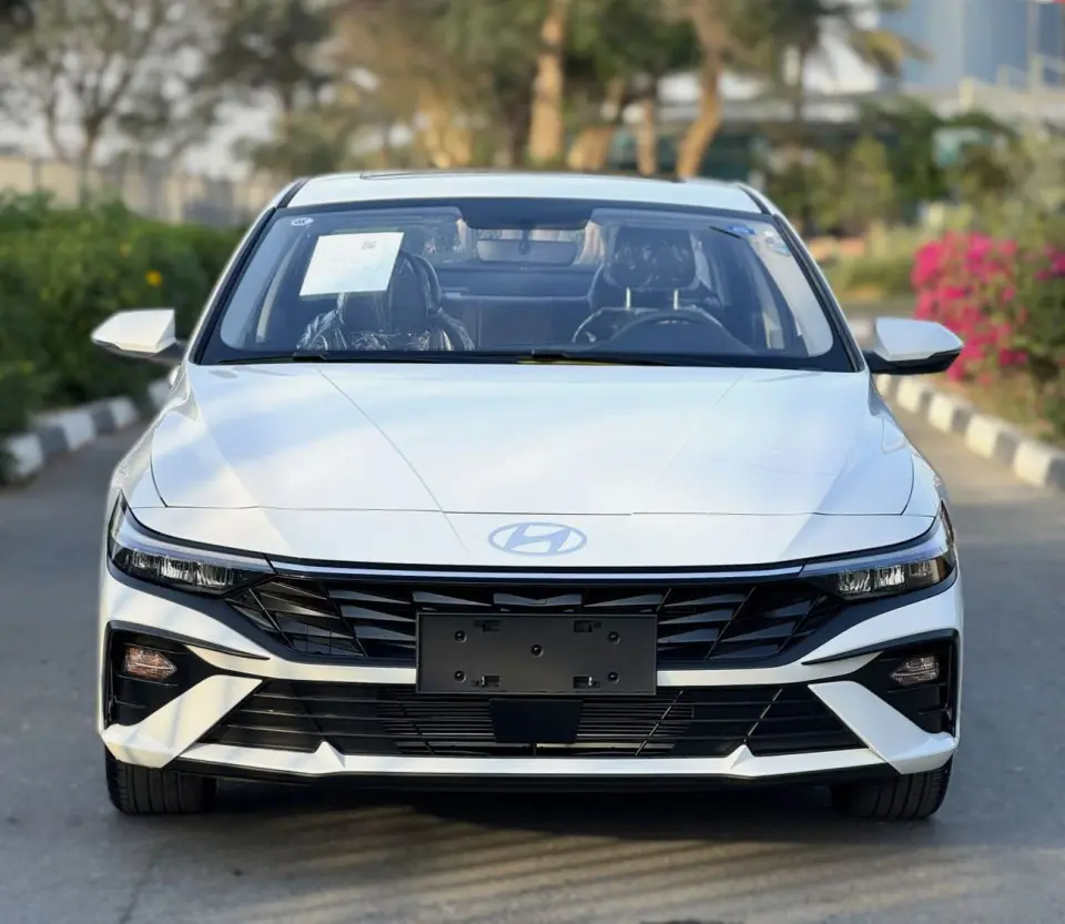 Hyundai Elantra SMART 2025