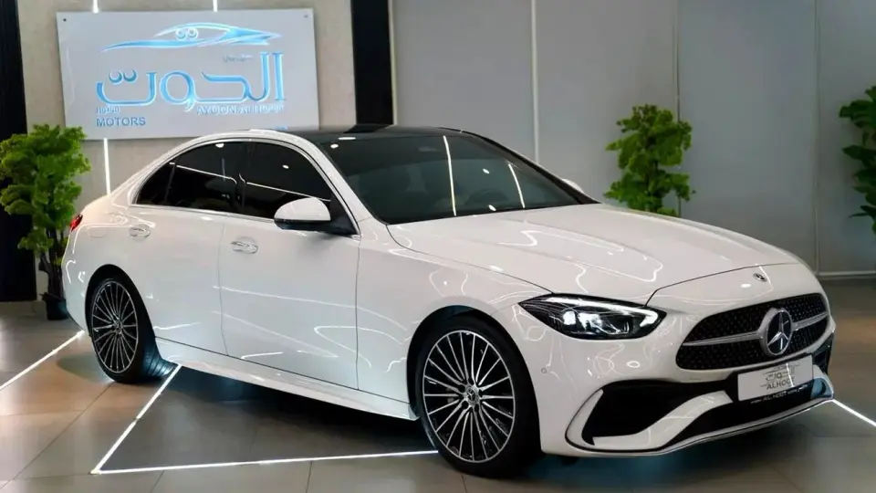 Mercedes-Benz C200 AMG 2023