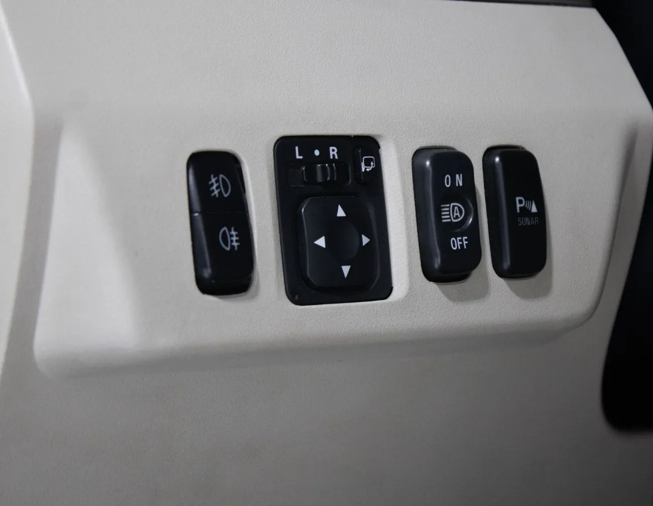 Mitsubishi Pajero GLS H/L ROCKFORD PLATINUM 2020 — фото 5