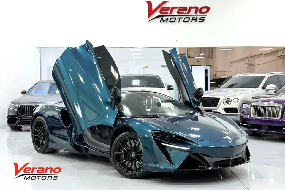 McLaren Artura STANDARD 2023