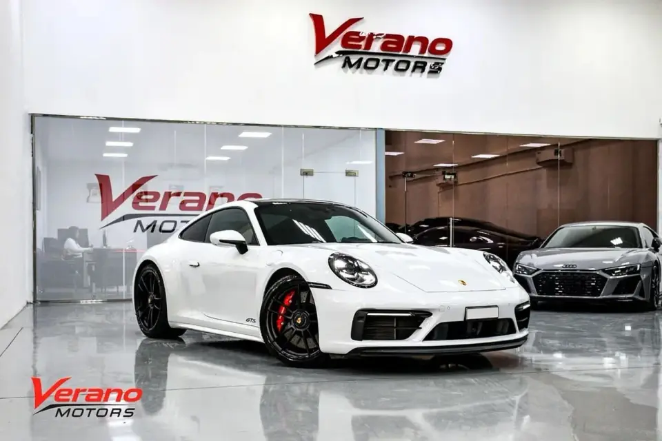 Porsche 911 CARRERA 4GTS 2023