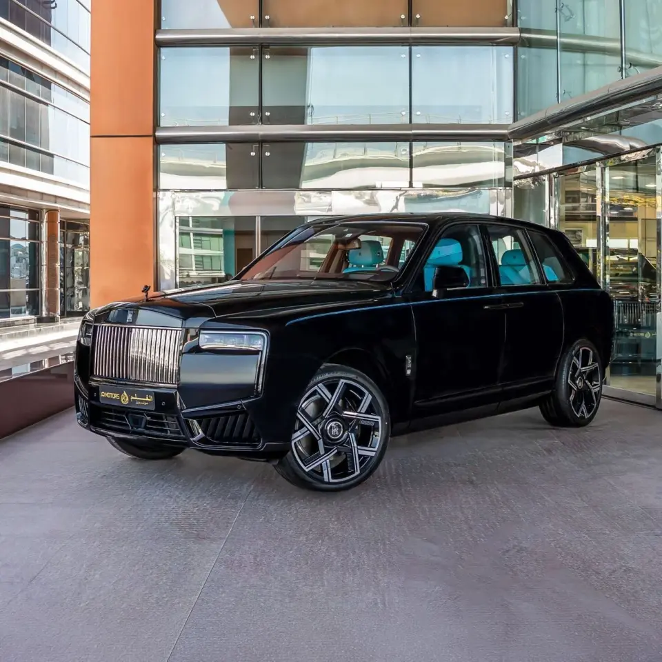 Rolls-Royce Cullinan BLACK BADGE 2026