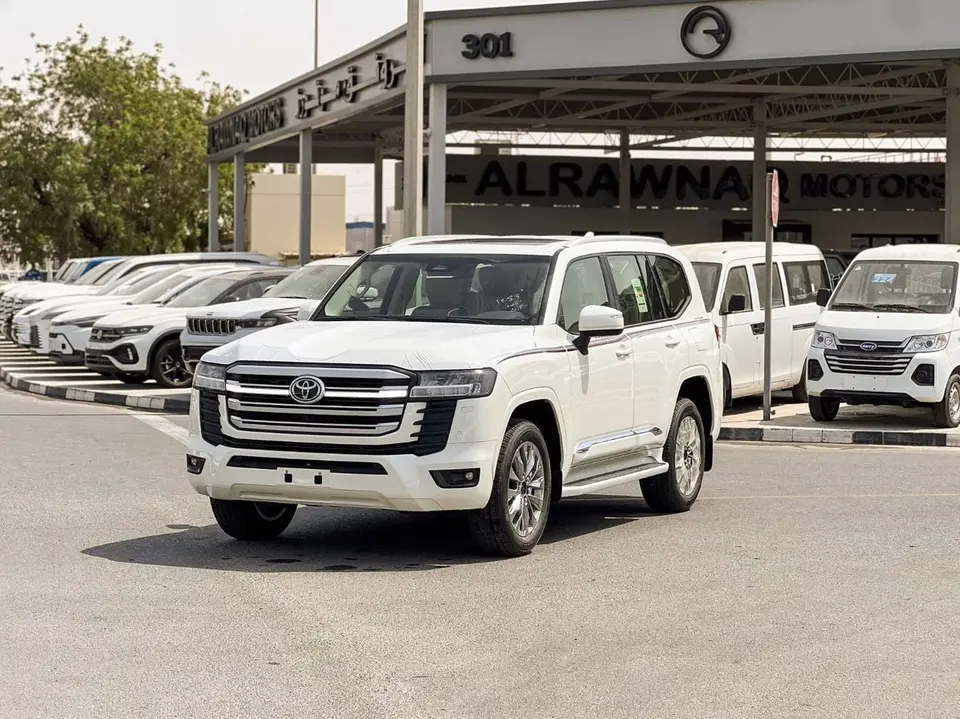 Toyota Land Cruiser GXR 2026
