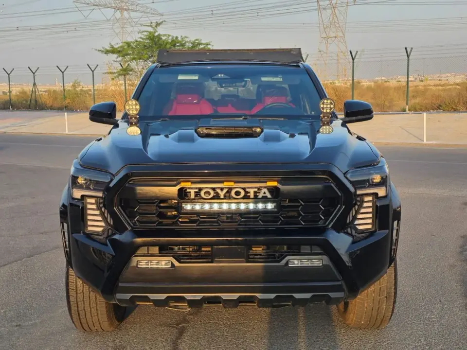 Toyota Tacoma SR5 2024