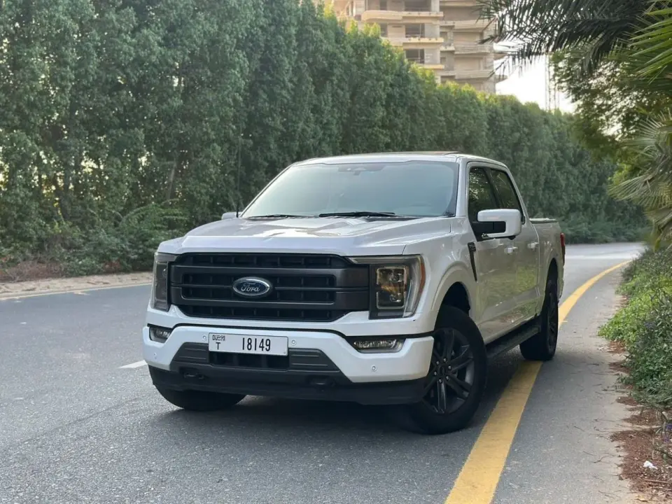 Ford F-150 LARIAT 2023