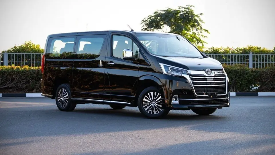 Toyota Granvia PREMIUM 2026
