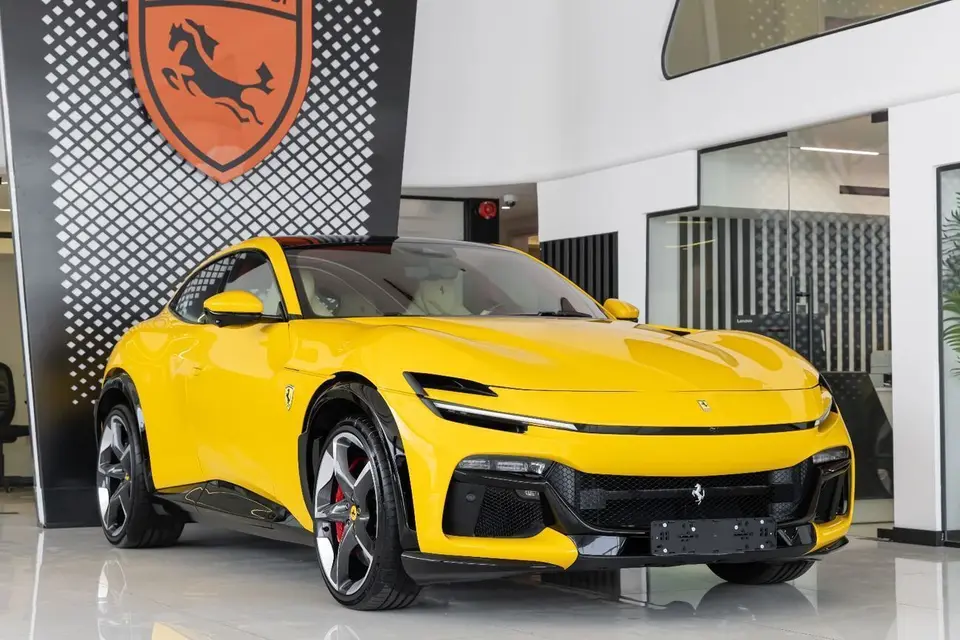 Ferrari Purosangue STANDARD 2025