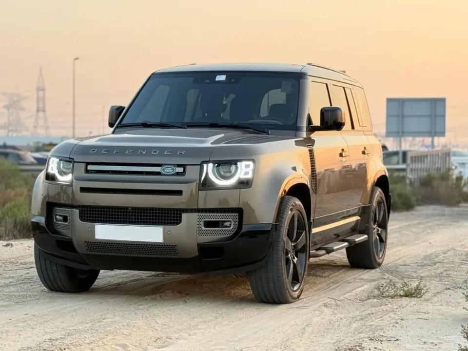 Land Rover Defender 2025