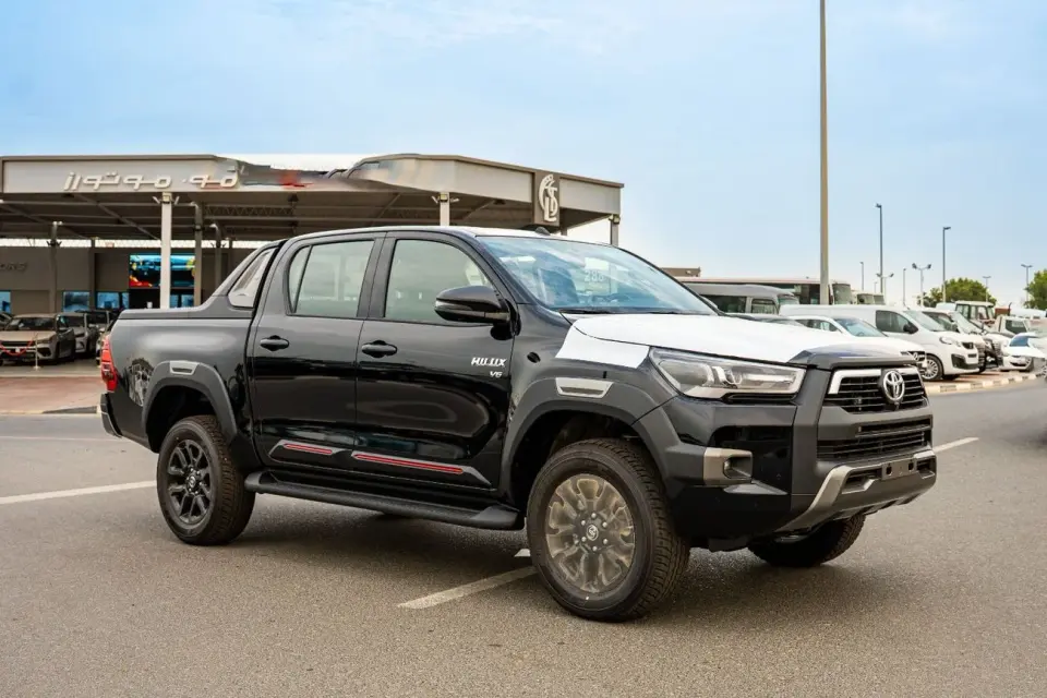 Toyota Hilux ADVENTURE 2026