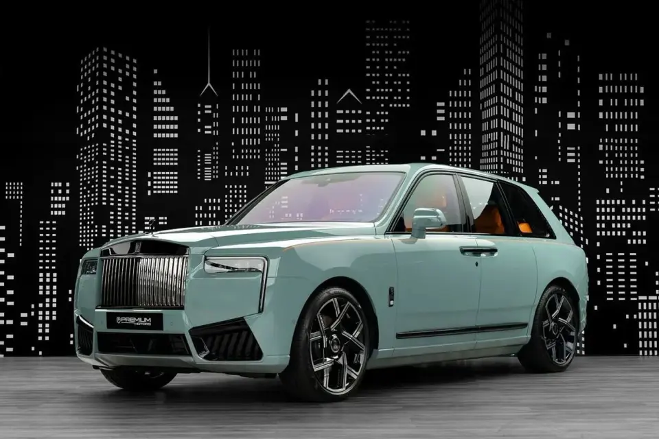 Rolls-Royce Cullinan BLACK BADGE 2026