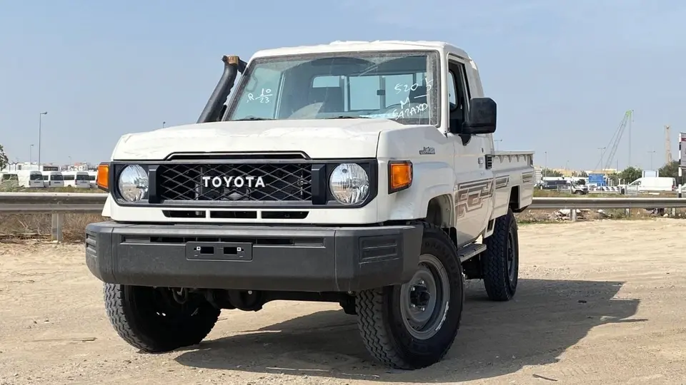 Toyota Land Cruiser 70 LC79 LX 2025