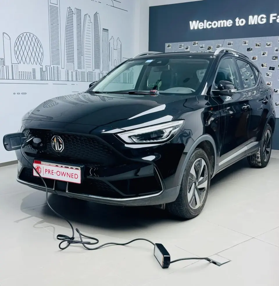 MG ZS EV LUX 2023