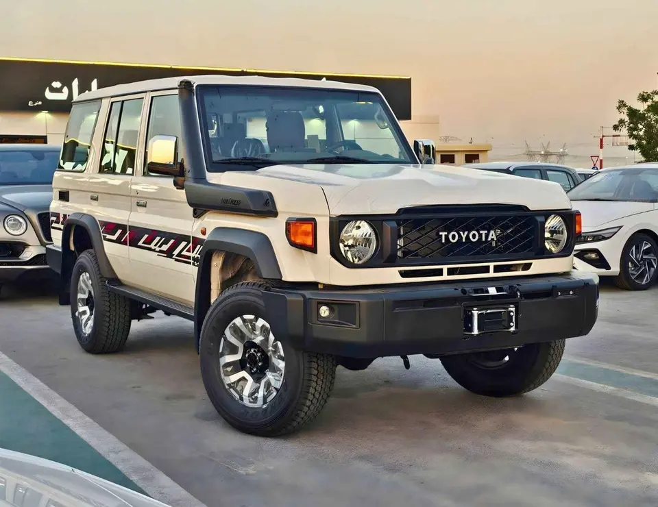 Toyota Land Cruiser 70 LC76 HT VXR 2026