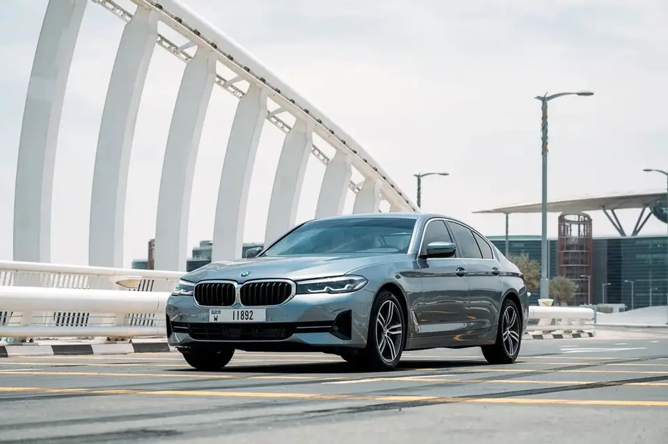 BMW 520i EXCLUSIVE PLUS 2021