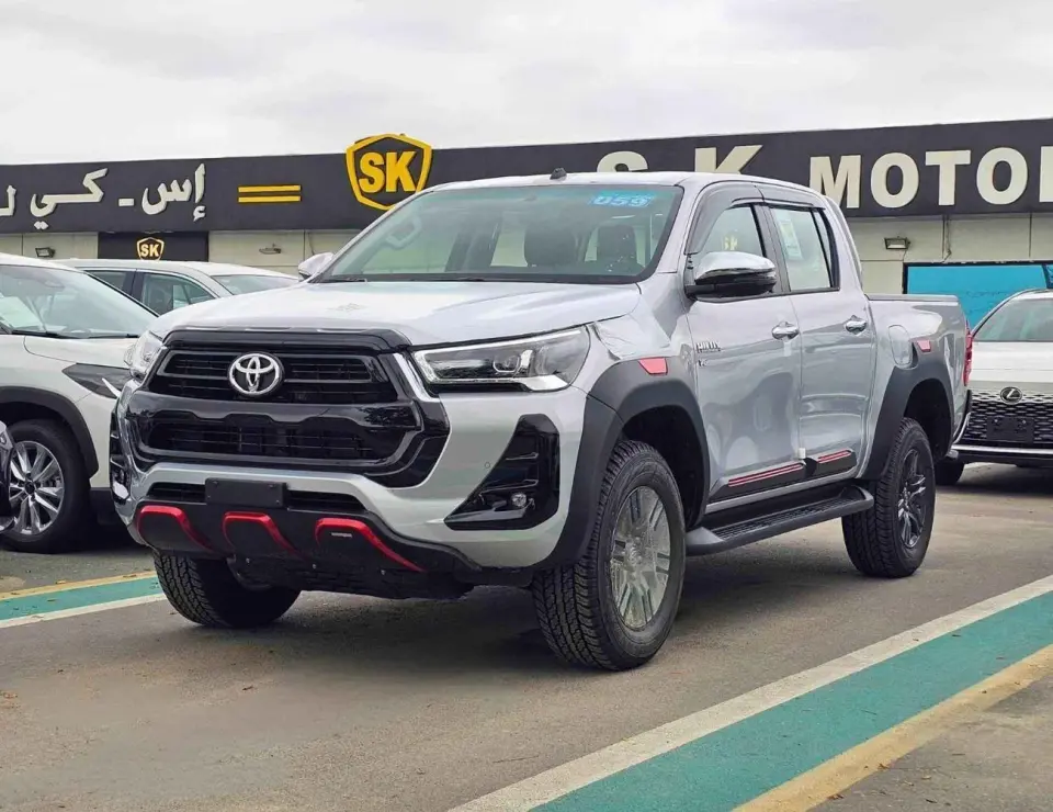 Toyota Hilux SR5 TRD 4.0L PETROL 2026