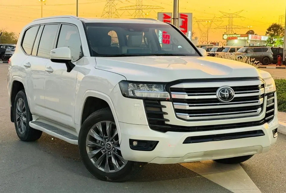 Toyota Land Cruiser GXR 2022