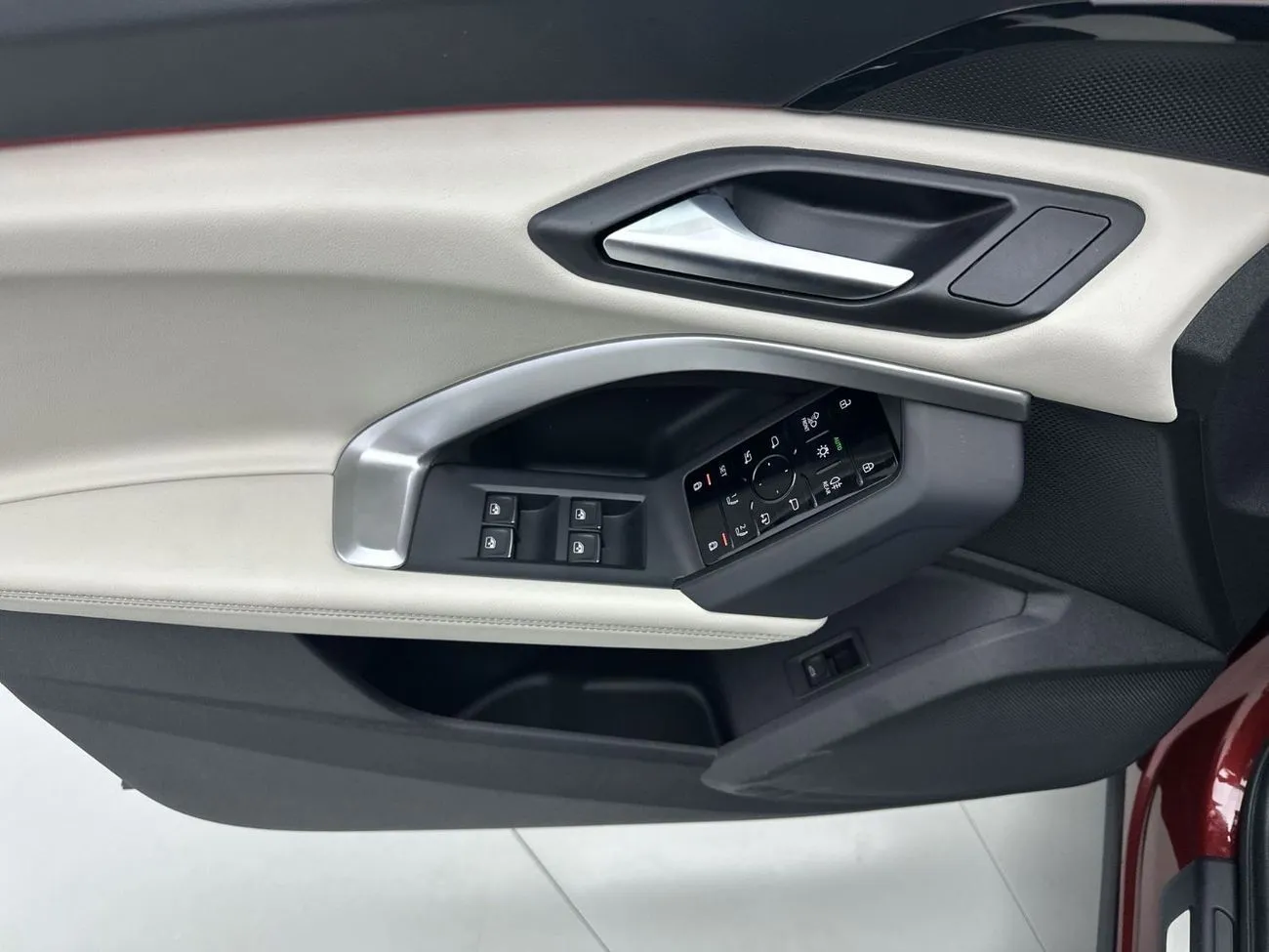 Audi Q5 45 TFSI S-LINE 2025 — фото 14