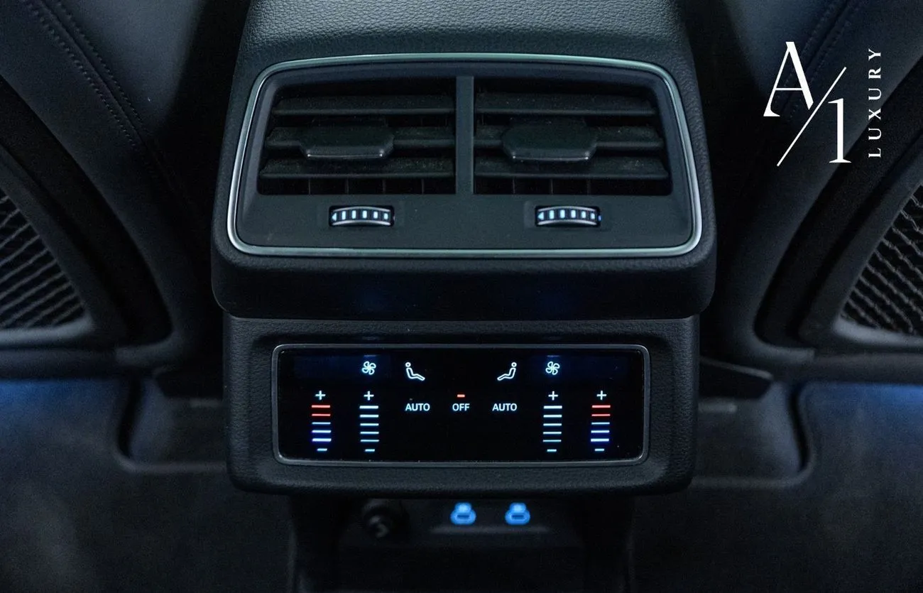Audi Q8 e-tron 55 S-LINE 2024 — фото 16