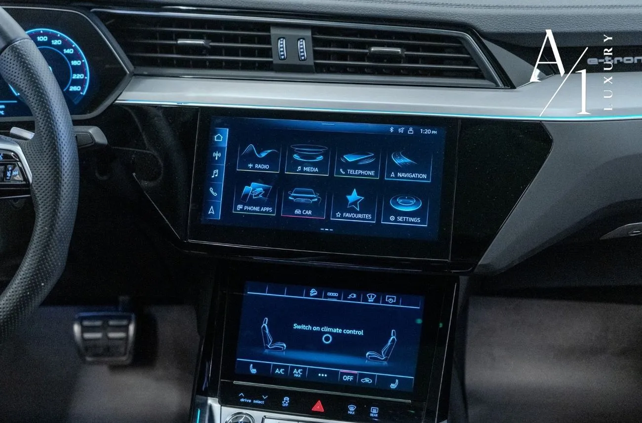 Audi Q8 e-tron 55 S-LINE 2024 — фото 11