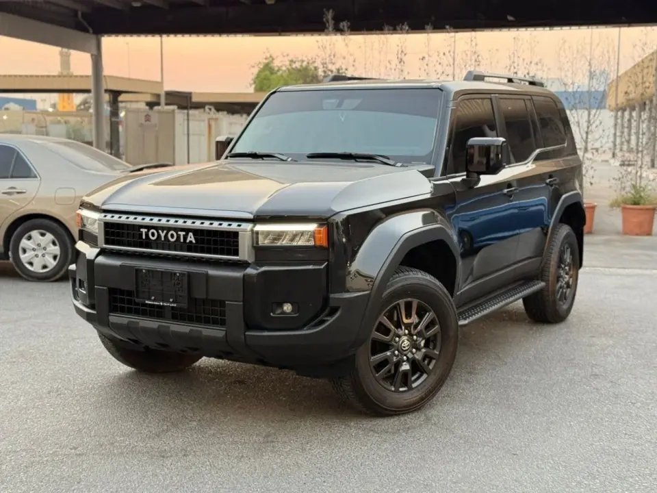 Toyota Prado GXR 2024