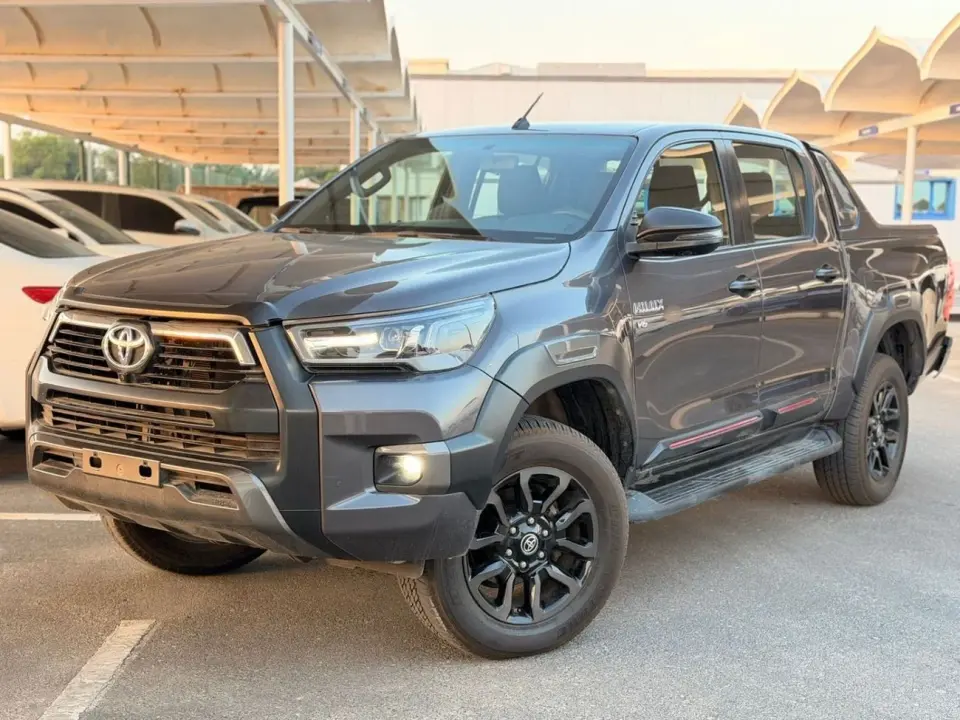Toyota Hilux ADVENTURE 2022