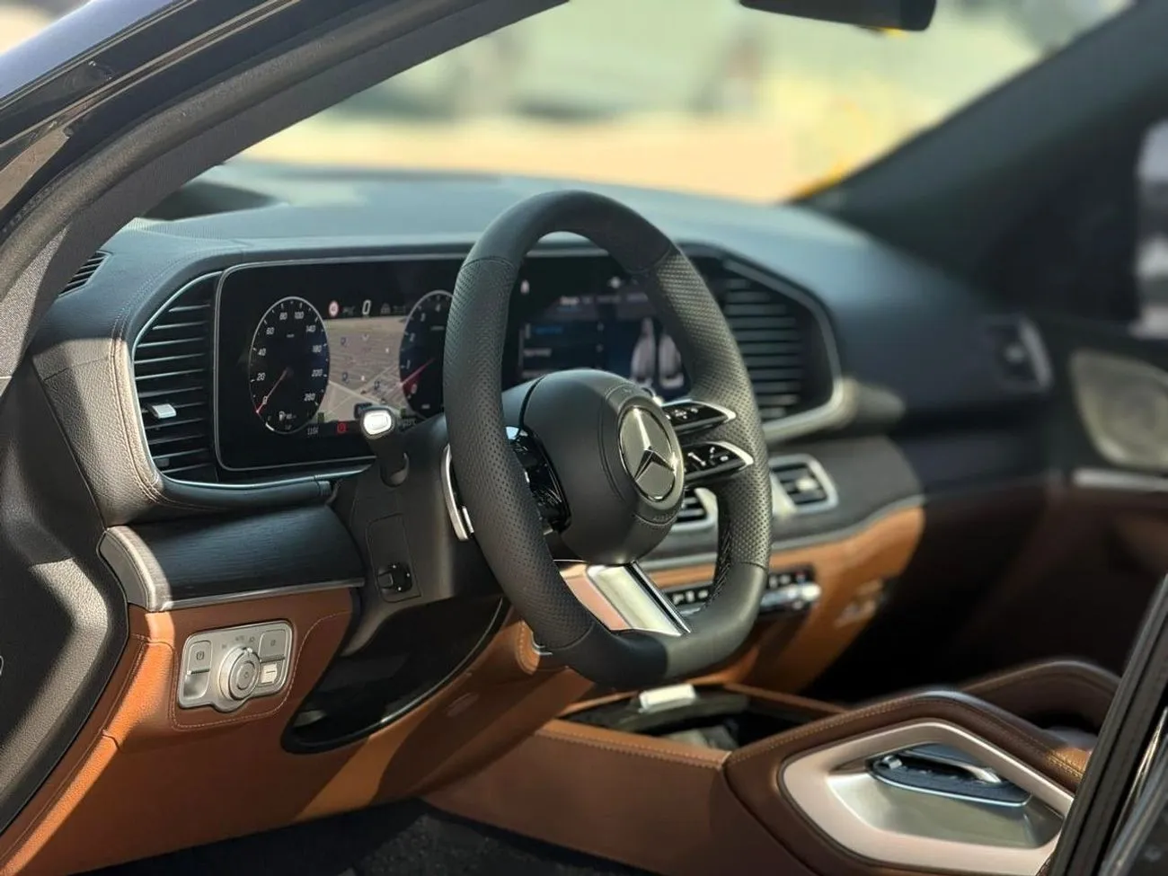 Mercedes-Benz GLS450 4MATIC 2025 — фото 10
