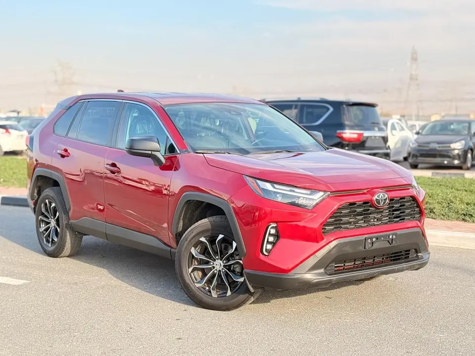 Toyota RAV4 LE 2023