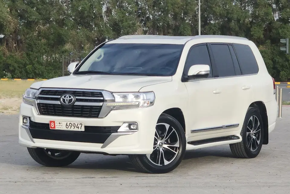 Toyota Land Cruiser VXR 2021