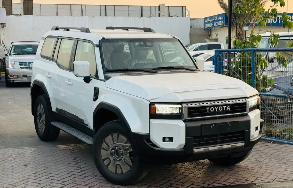 Toyota Prado GXR 2025