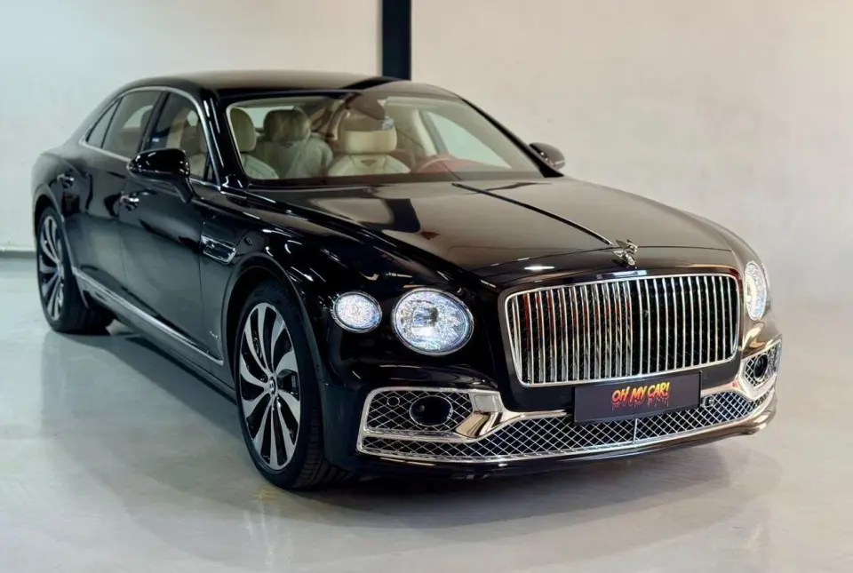 Bentley Flying Spur AZURE 2024
