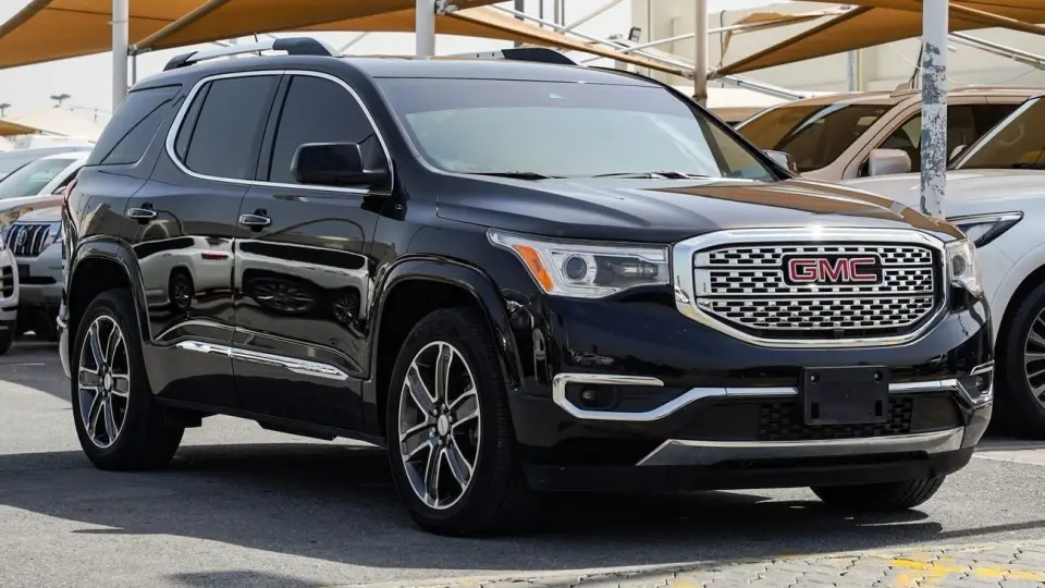 GMC Acadia DENALI 2019