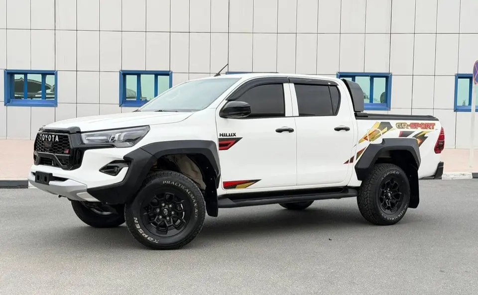 Toyota Hilux ADVENTURE 2020