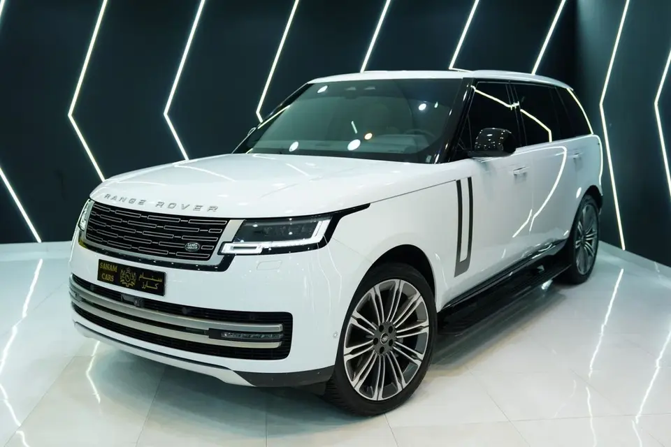 Land Rover Range Rover SE P400 2025