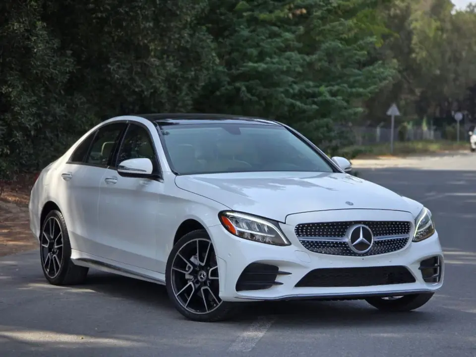 Mercedes-Benz C300 STANDARD 2021