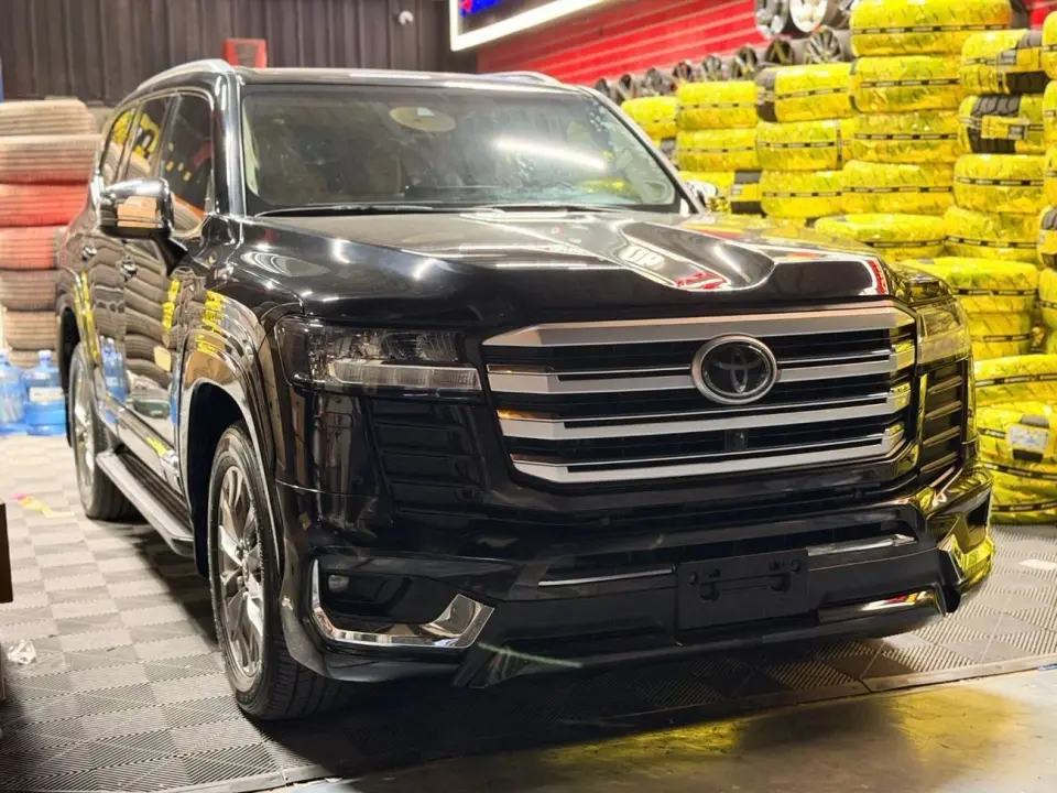 Toyota Land Cruiser GXR 2022