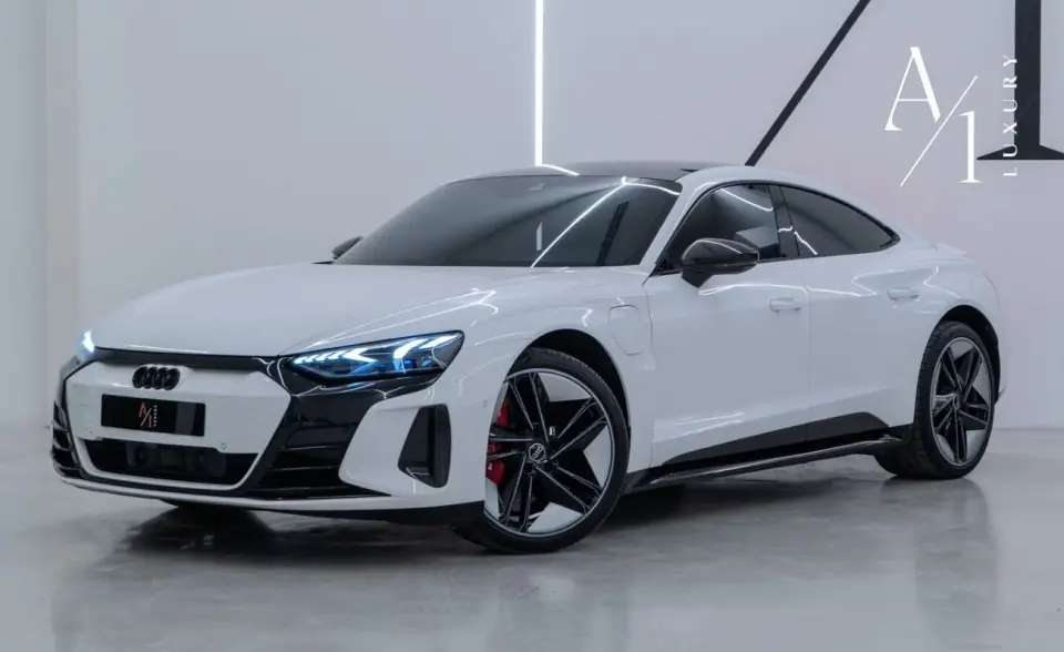 Audi e-tron GT RS 2023