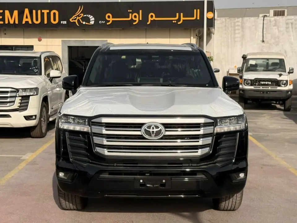 Toyota Land Cruiser GXR 2026