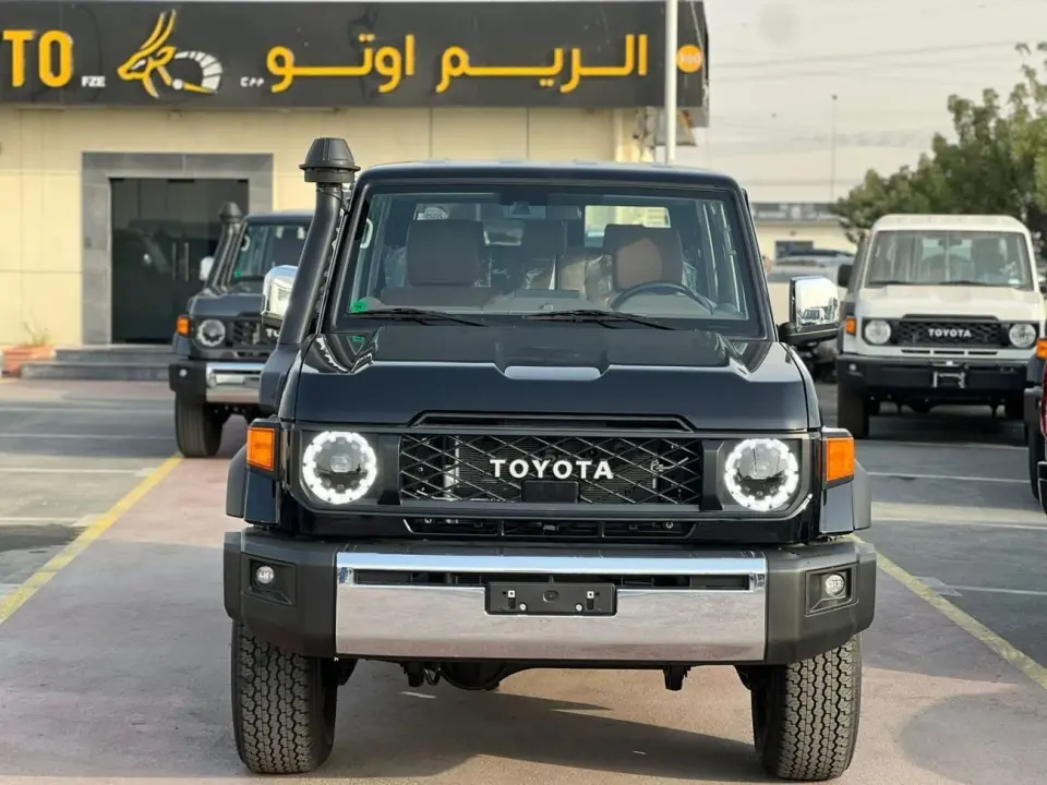 Toyota Land Cruiser 70 LC76 LX 2025