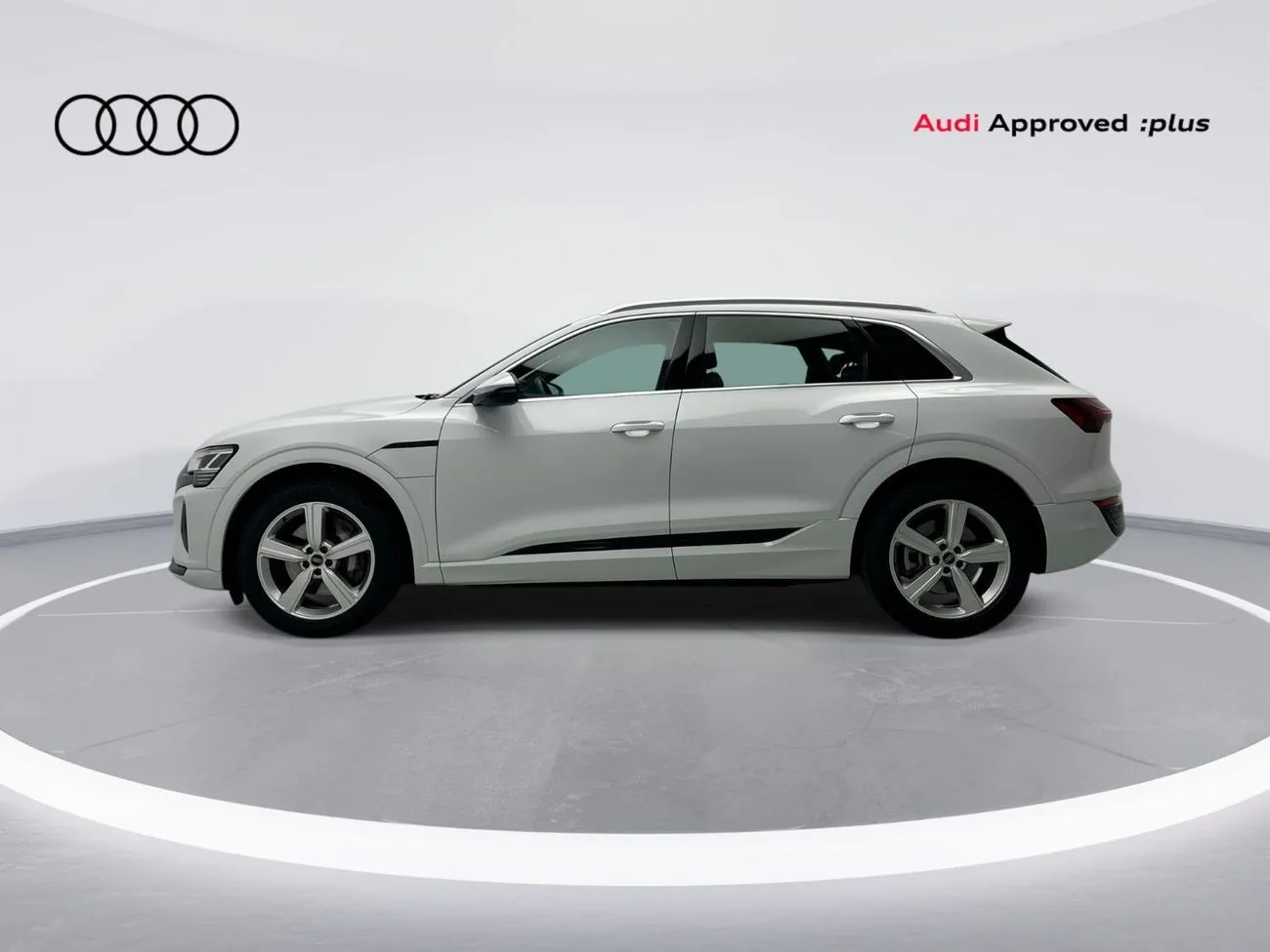 Audi Q8 e-tron 2024 — фото 2