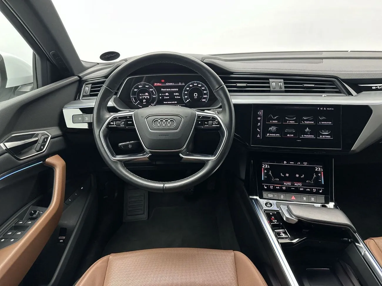 Audi Q8 e-tron 2024 — фото 7