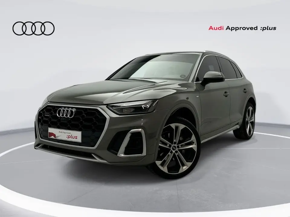 Audi Q5 45 TFSI S-LINE 2024