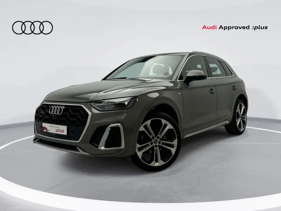 Audi Q5 45 TFSI S-LINE 2024