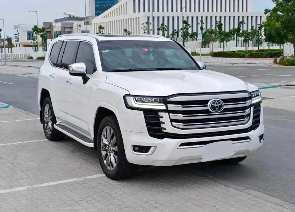 Toyota Land Cruiser VXR 2022