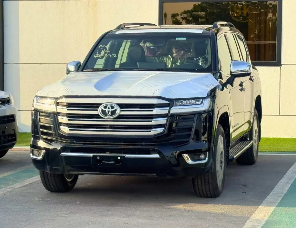 Toyota Land Cruiser VXR 2026