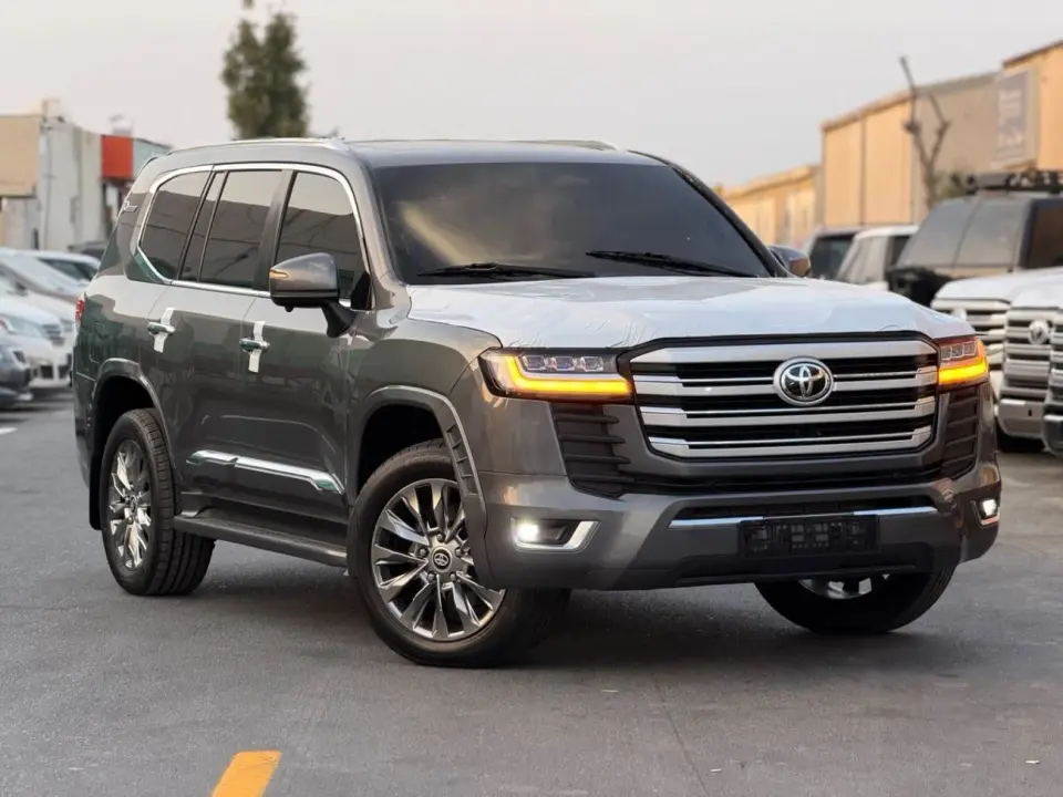 Toyota Land Cruiser VXR 2019