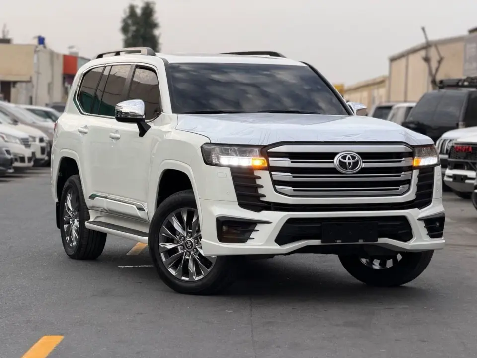 Toyota Land Cruiser GXR 2022