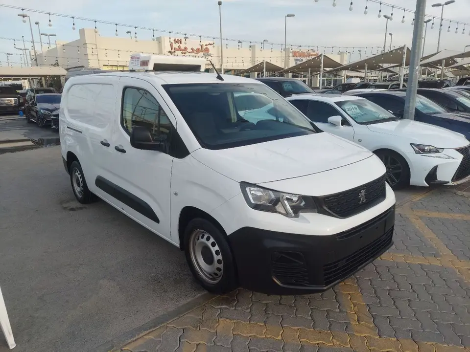 Peugeot Partner STANDARD 2020